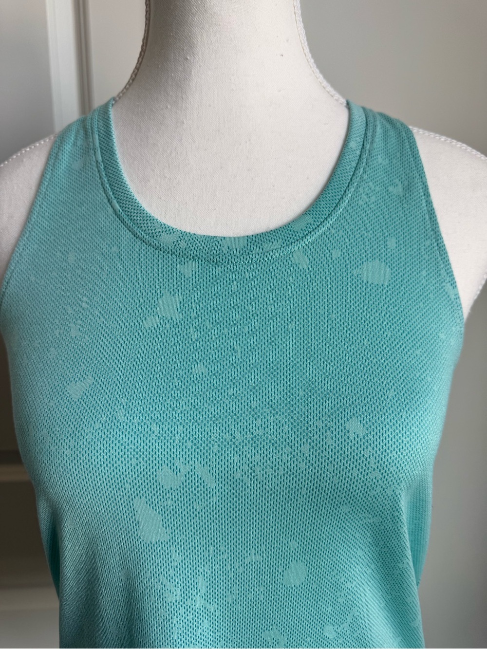Under Armour Aqua Performance Racerback Tank Top - Picture 3 of 8